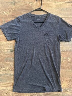 Hurley Men's Heather Charcoal V-Neck Pocket Tee